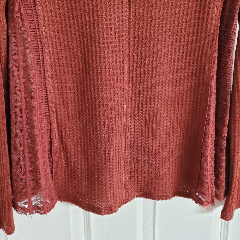 Miss Me RDI Rust Red Textured Long Sleeve Top - Picture 5 of 6